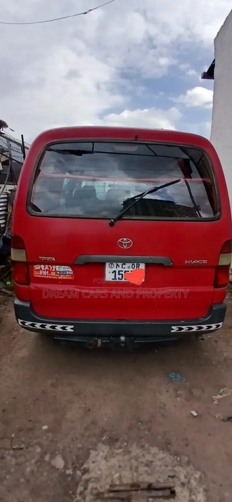 Toyota HiAce 2006 Red