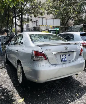 Toyota Belta 2007 Silver