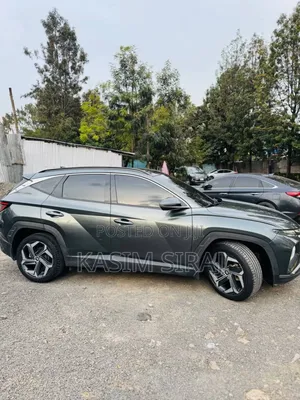 Hyundai Tucson SE 2022 Gray
