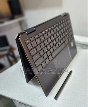 Photo - New Laptop HP Spectre 16GB Intel Core I7 SSD 1T