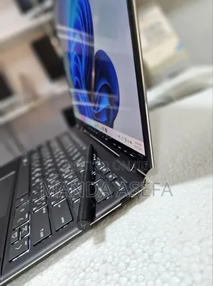 New Laptop HP Spectre 16GB Intel Core I7 SSD 1T