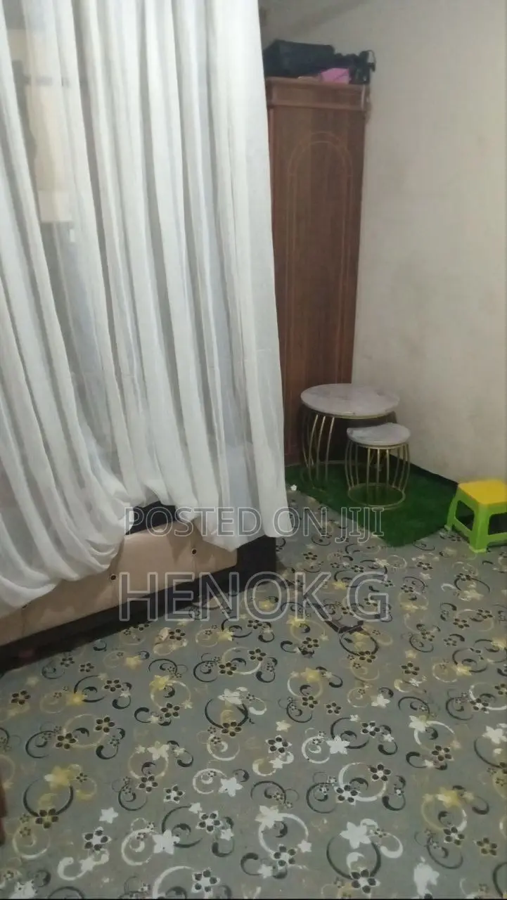 Studio Apartment in Condominium, Yeka for sale