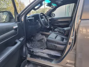 Toyota Hilux Revo Double Cab Deisel 2.8 RWD 2022 Gray