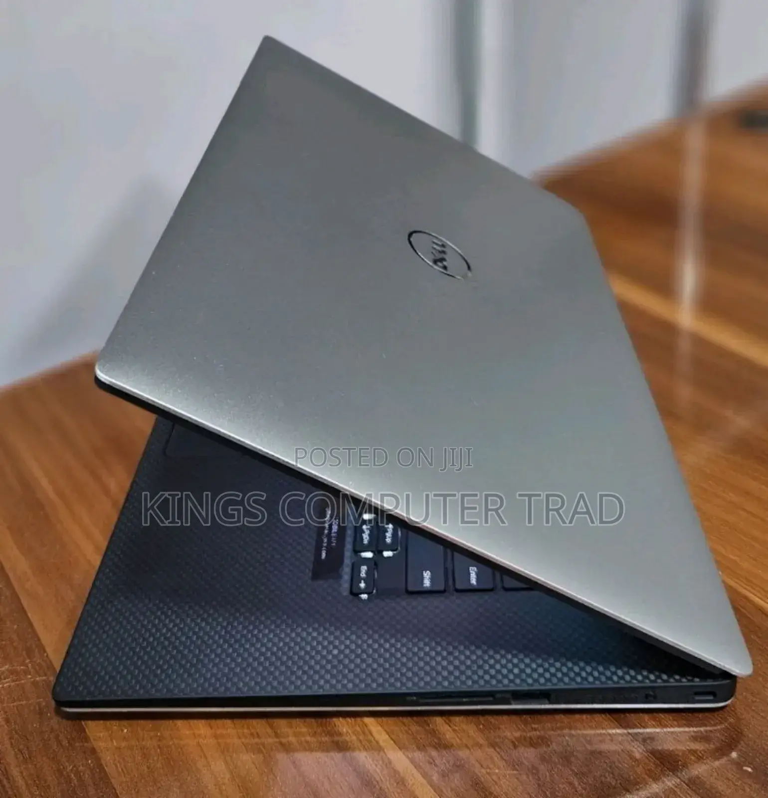 New Laptop Dell XPS 15 16GB Intel Core I7 SSD 512GB