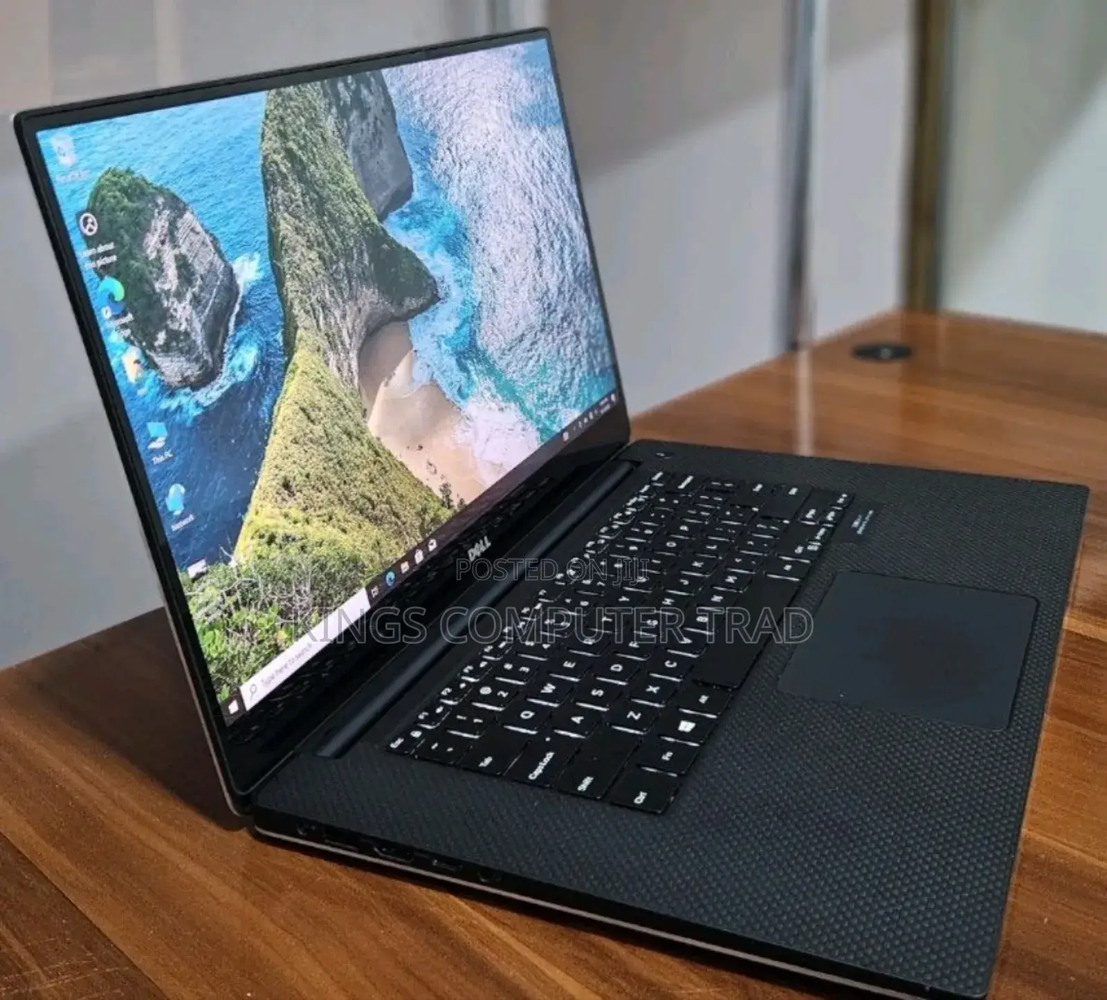 New Laptop Dell XPS 15 16GB Intel Core I7 SSD 512GB