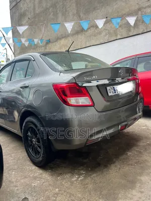 Photo - New Suzuki Dzire 2022 Gray