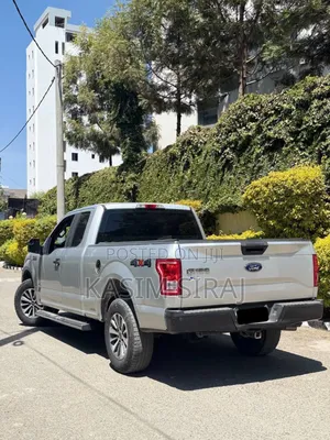 Ford F-150 XLT 4x2 Regular Cab Styleside 6.5 ft. box 122 in. WB 2018