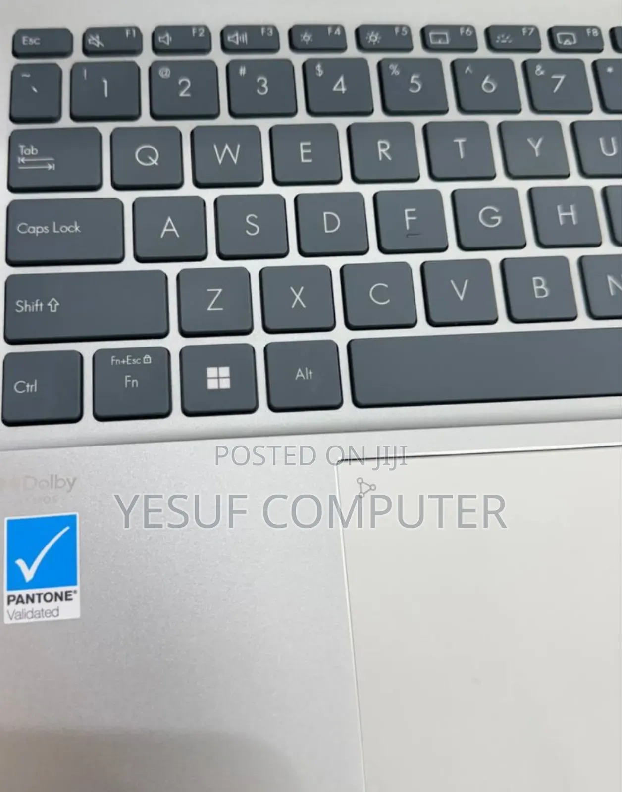 New Laptop Asus ZenBook 13 UX331UN 16GB Intel Core I7 SSD 512GB