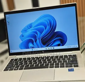 New Laptop HP EliteBook 830 G8 16GB Intel Core i7 SSD 512GB