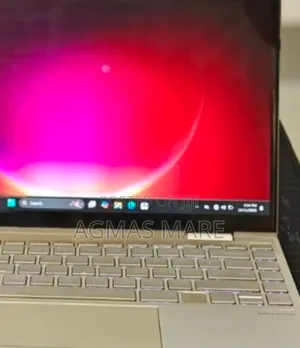 New Laptop HP Envy X360 8GB Intel Core I7 SSD 1T