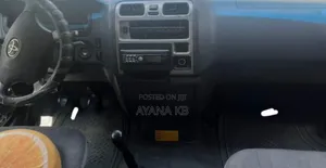 Toyota HiAce 2008 Blue