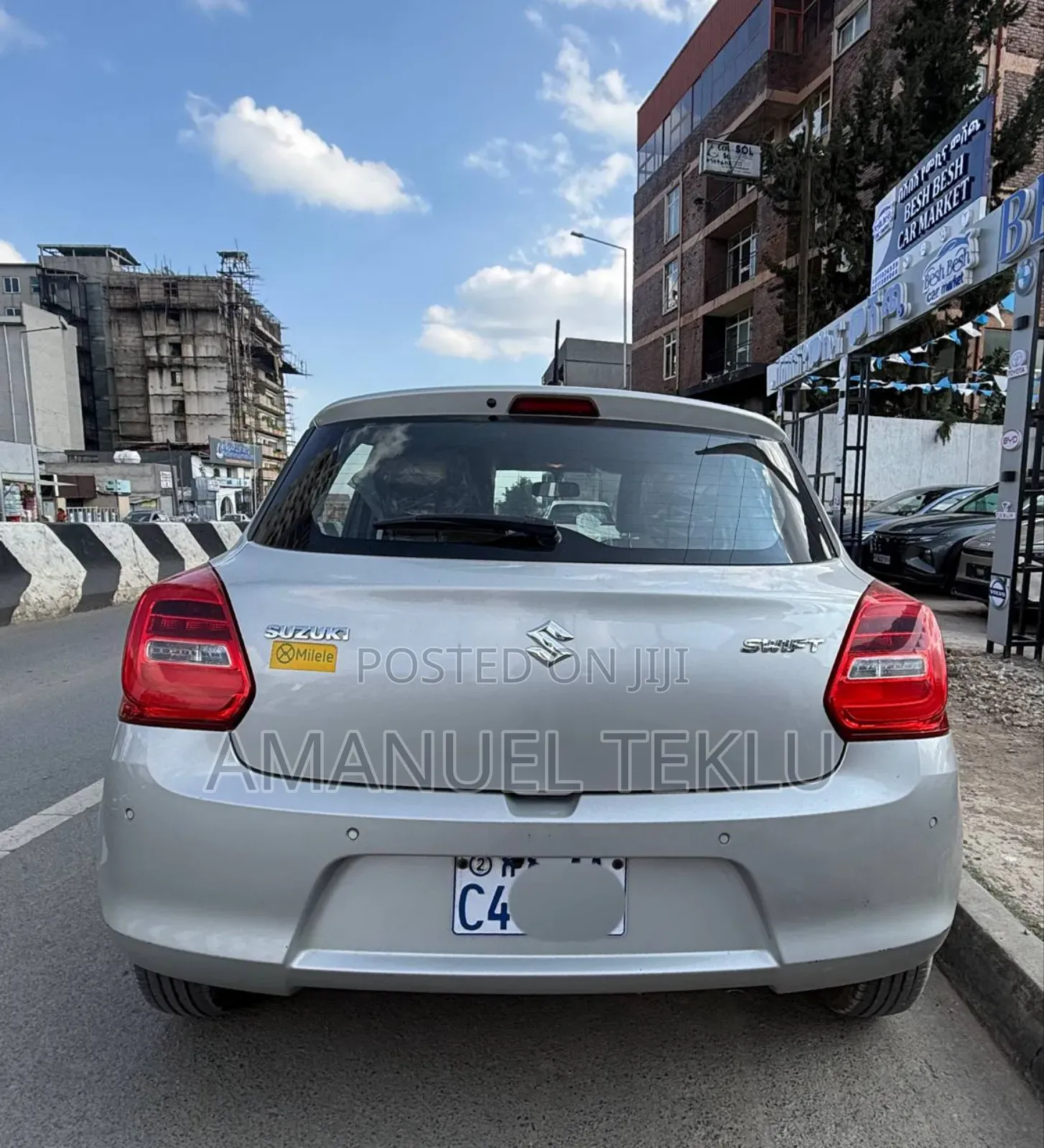 Suzuki Swift 2022 Silver