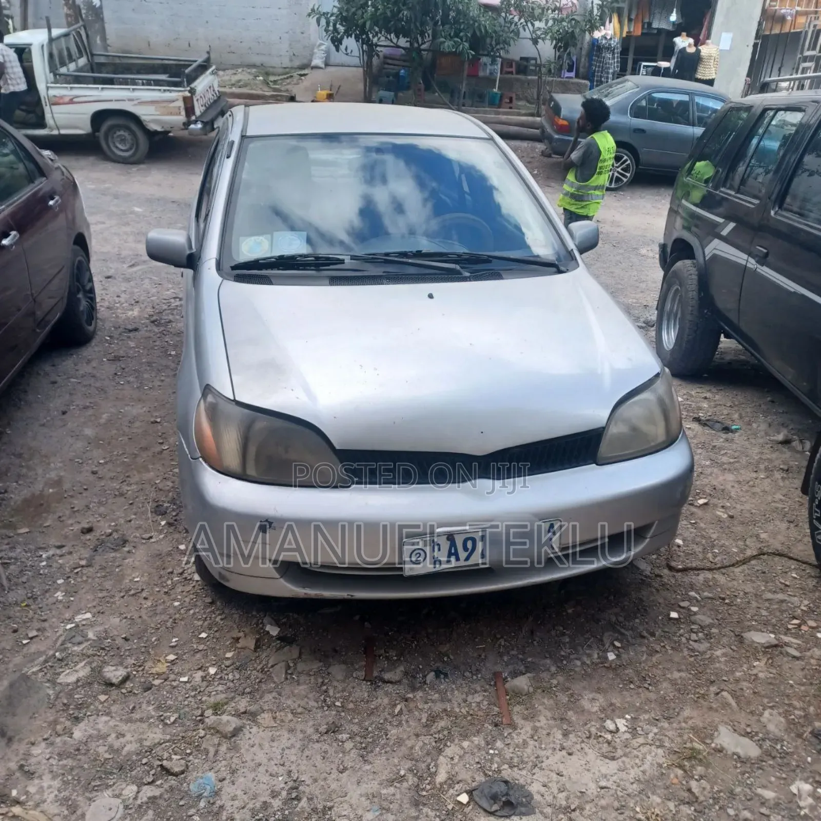 Toyota Platz 2001 Gray