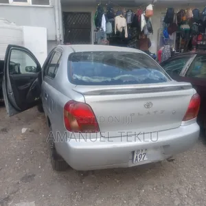 Toyota Platz 2001 Gray