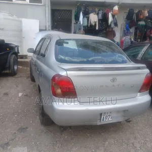 Toyota Platz 2001 Gray