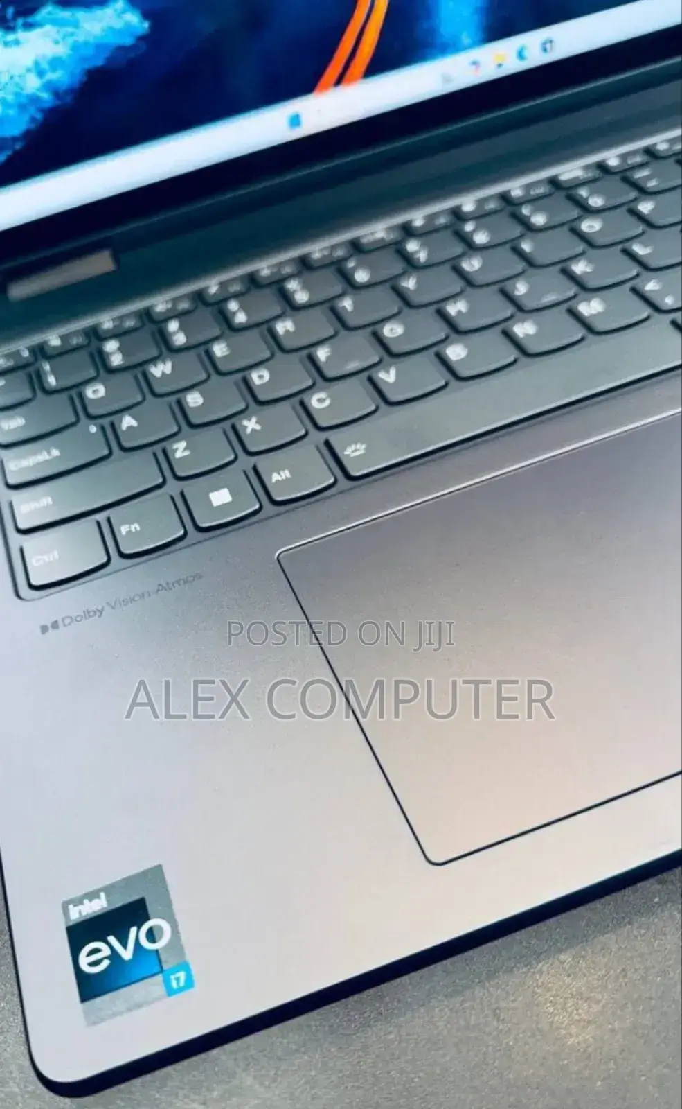 New Laptop Lenovo Yoga 7i 16GB Intel Core I7 SSD 512GB