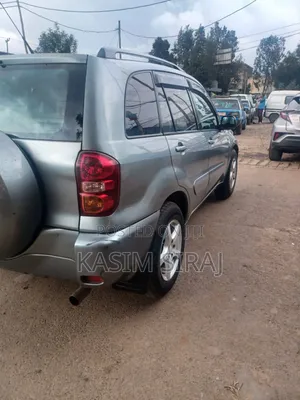 Toyota RAV4 1.8 2005 Blue