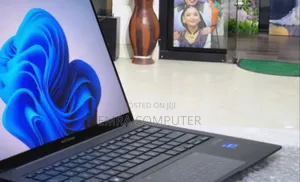 New Laptop Asus 16GB Intel Core I7 SSD 512GB