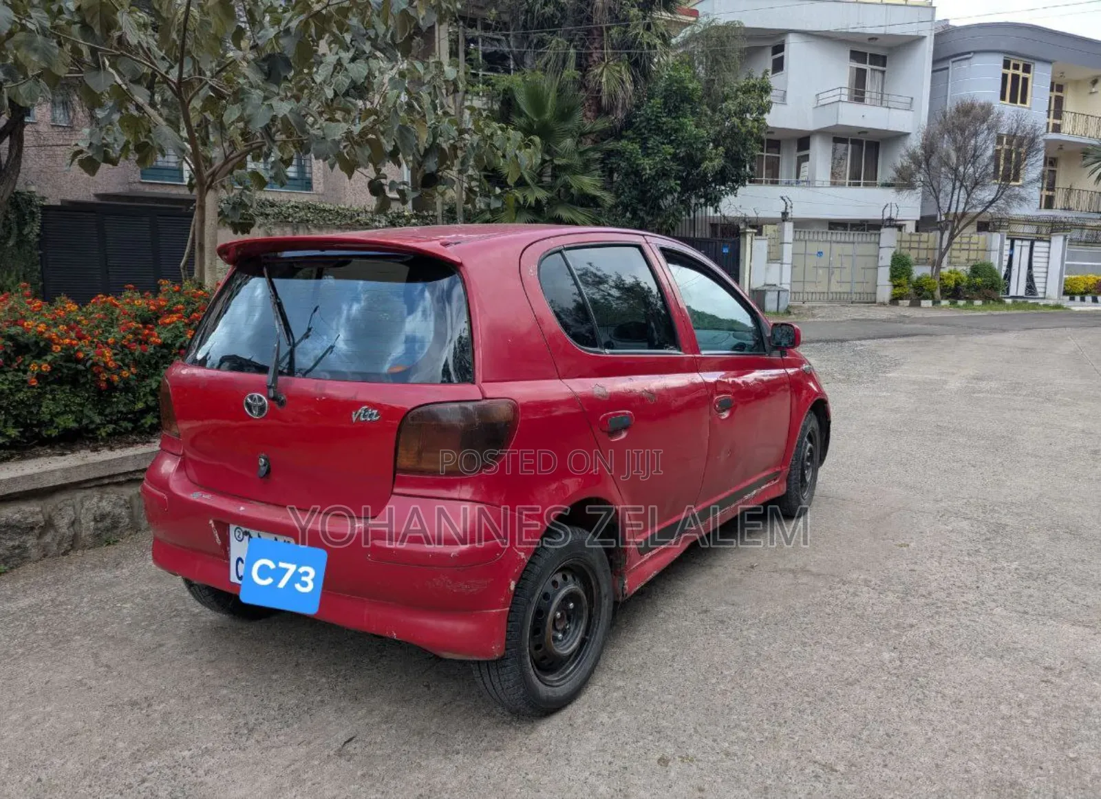 Toyota Vitz 2002 Red