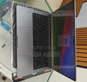 New Laptop Apple MacBook Pro 2021 M1 16GB Apple M1 Pro SSD 512GB