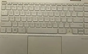 New Laptop HP Envy X360 8GB Intel Core I7 SSD 1T