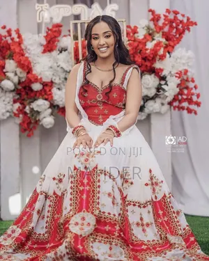 Photo - Wedding Dress