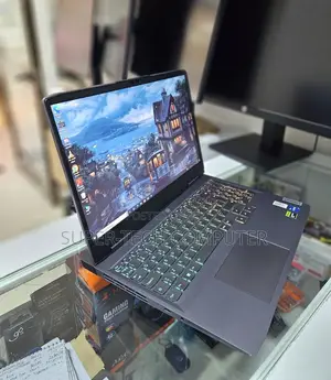 Photo - New Laptop Lenovo LOQ 15ARP9 16GB Intel Core I5 SSD 512GB