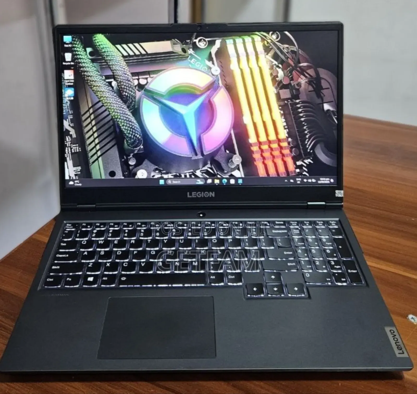 New Laptop Lenovo Legion 5 16GB AMD Ryzen 5 SSD 512GB