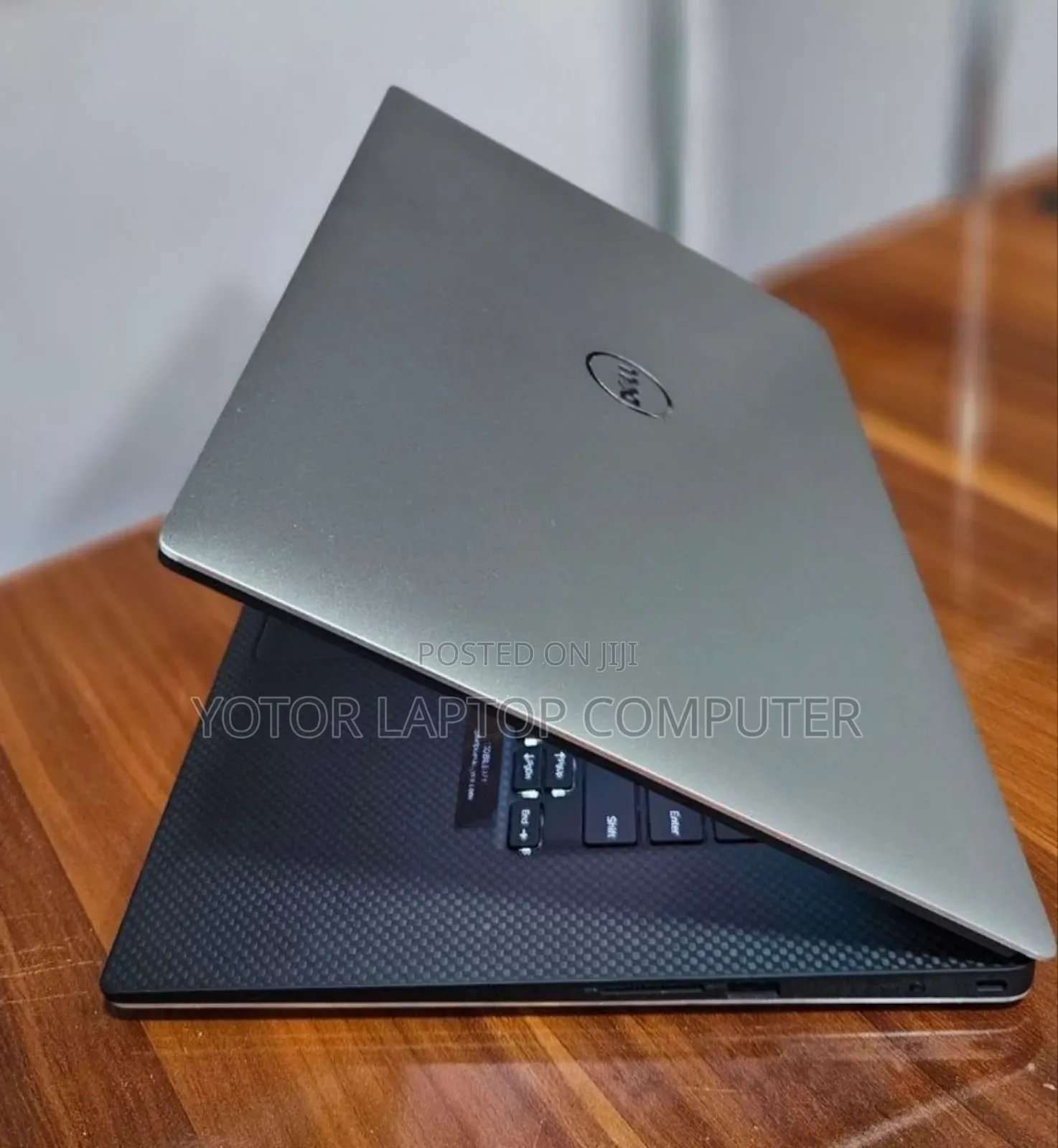 New Laptop Dell XPS 15 16GB Intel Core I7 SSD 512GB