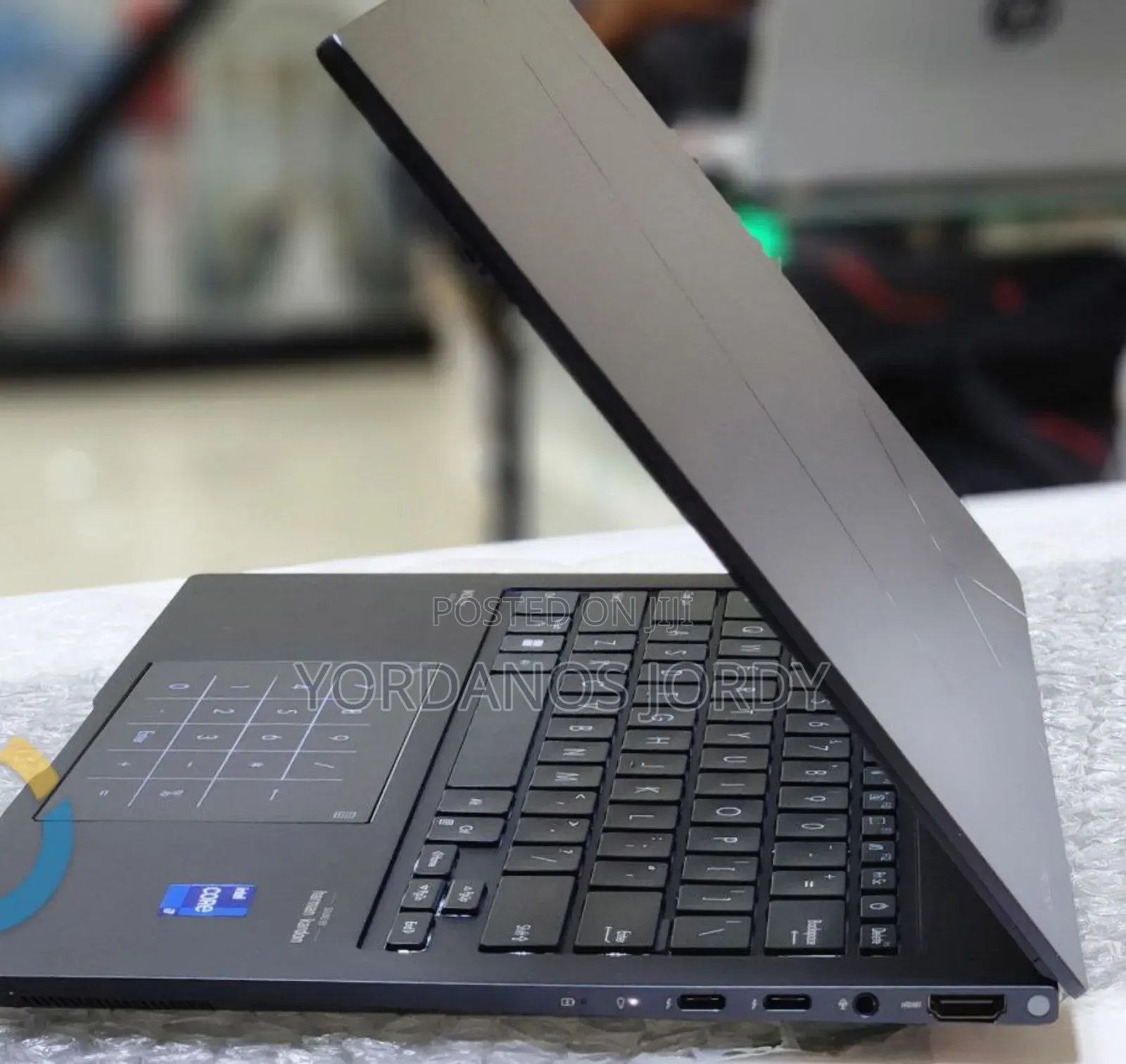 New Laptop Asus Zenbook 14 UX434 16GB Intel Core I7 SSD 512GB