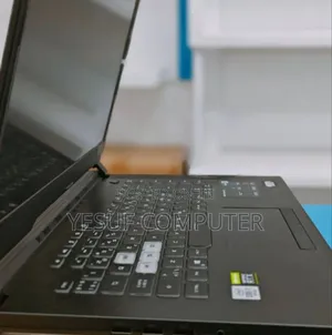 New Laptop Asus ROG Strix G731G 16GB Intel Core I7 SSD 512GB