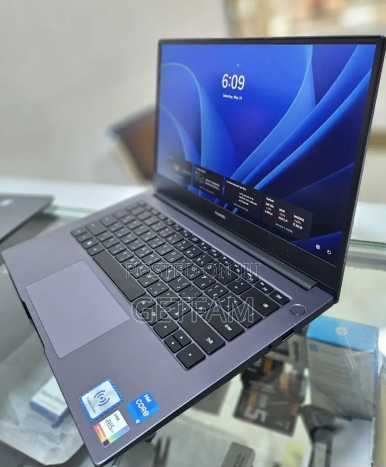 New Laptop Huawei MateBook 13 WRT-W19E 8GB Intel Core I5 SSD 512GB