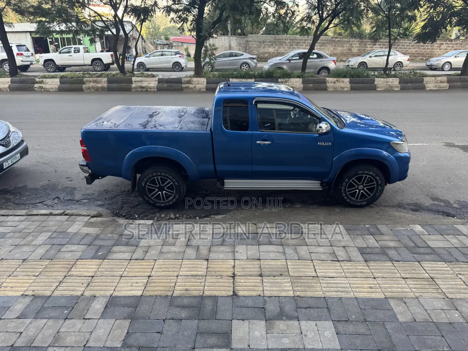 Toyota Hilux SR5 BLACK 4x4 2015 Blue