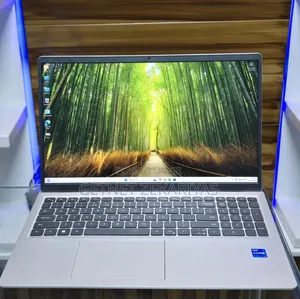 New Laptop Dell Inspiron 15 16GB Intel Core I7 SSD 512GB