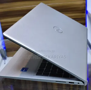 New Laptop Dell Inspiron 15 16GB Intel Core I7 SSD 512GB