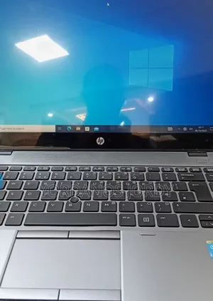 Photo - New Laptop HP EliteBook 840 G4 8GB Intel Core I5 HDD 700GB