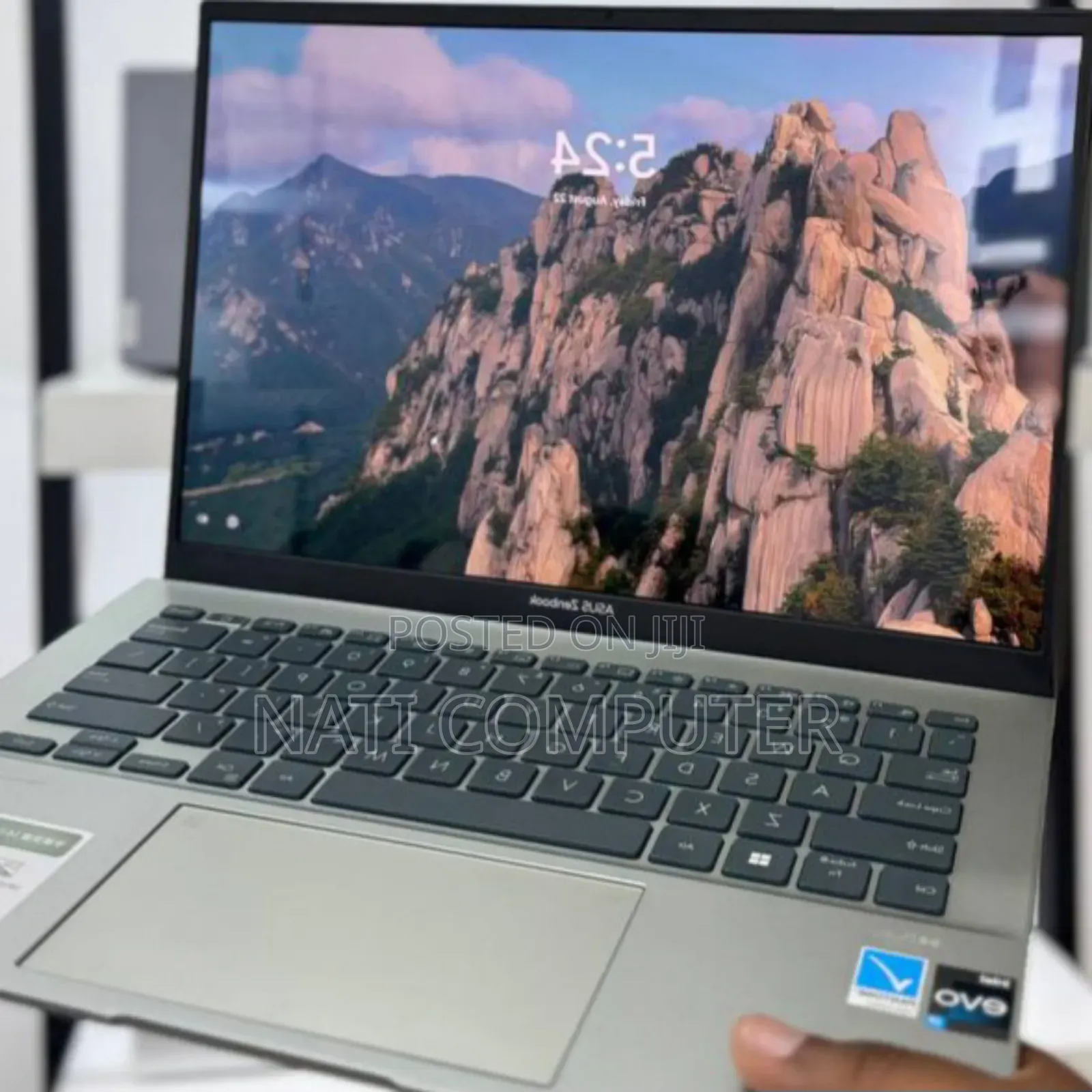 New Laptop Asus ZenBook 13 UX331UN 16GB Intel Core I7 SSD 512GB