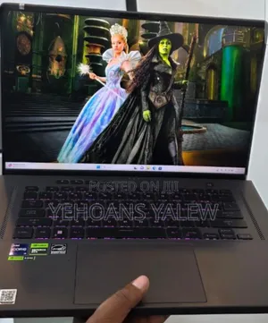 New Laptop Asus ROG Zephyrus G16 16GB Intel Core I9 SSD 1T