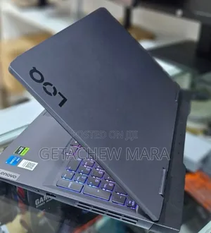 New Laptop Lenovo LOQ 15IRH8 16GB Intel Core I5 SSD 512GB