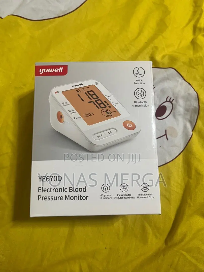 Blood Pressure Monitor訊嚼package Comes With One Adult Arm Cuff.