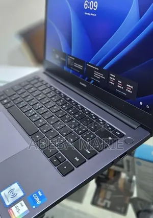 New Laptop Huawei MateBook X Pro 8GB Intel Core I5 SSD 512GB