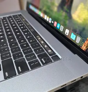 New Laptop Apple MacBook Pro 2019 16GB Intel Core I9 SSD 1T