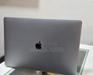 New Laptop Apple MacBook Pro 2019 16GB Intel Core I9 SSD 1T