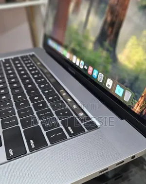 New Laptop Apple MacBook Pro 2019 16GB Intel Core I9 SSD 1T