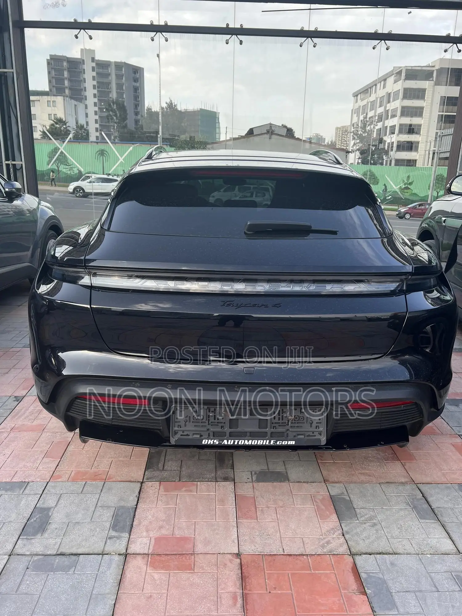 New Porsche Taycan Cross Turismo Turbo Cross Turismo AWD 2025 Black