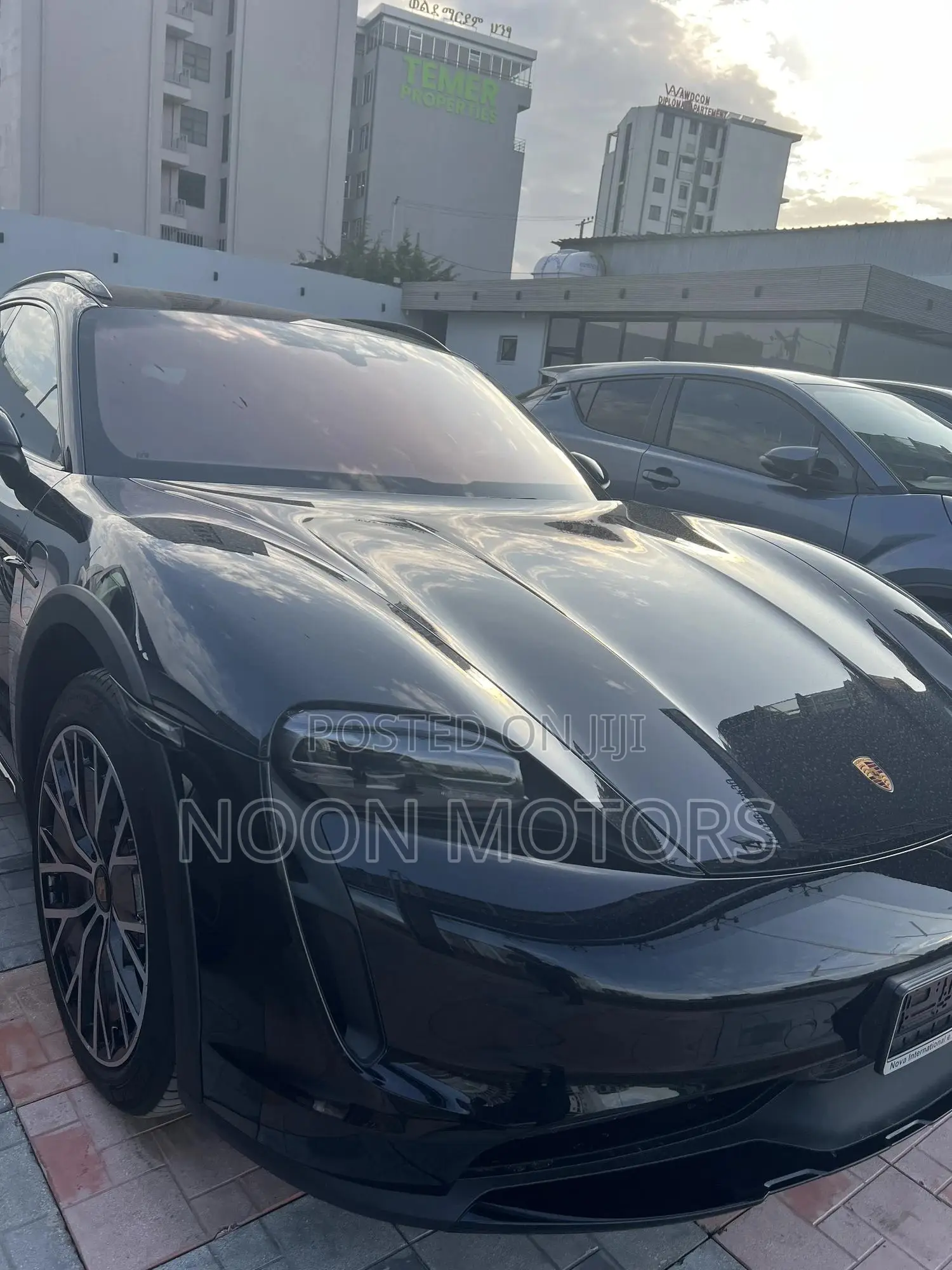 New Porsche Taycan Cross Turismo Turbo Cross Turismo AWD 2025 Black