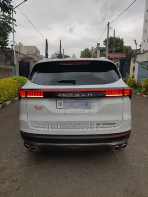 Jetour X70 Plus 1.6 7-Seater FWD 2022 White