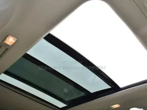 Toyota Highlander Hybrid 2024 Silver