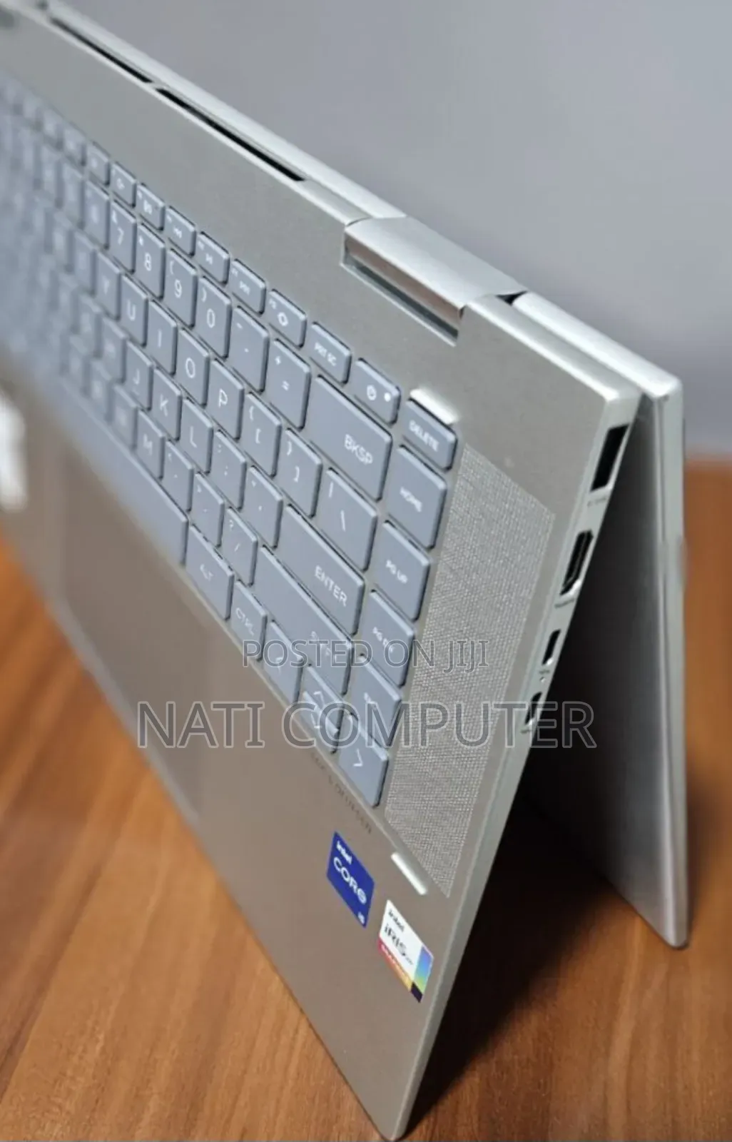 New Laptop HP Envy X360 8GB Intel Core I5 SSD 512GB