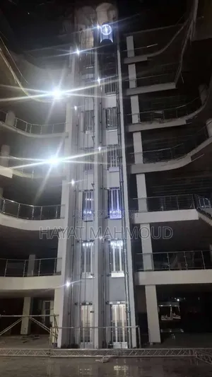 Photo - Glarie Elevator